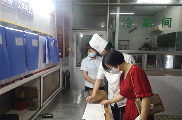 旌德县市场监管局全力保障中考期间食品安全